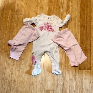 Burt’s Bees Baby 3-6 Month Organic Bundle (3)